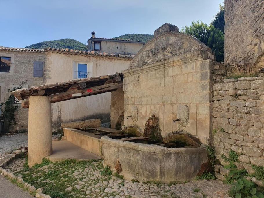 La Castellane, Vue Imprenable Sur Le Luberon Saignon